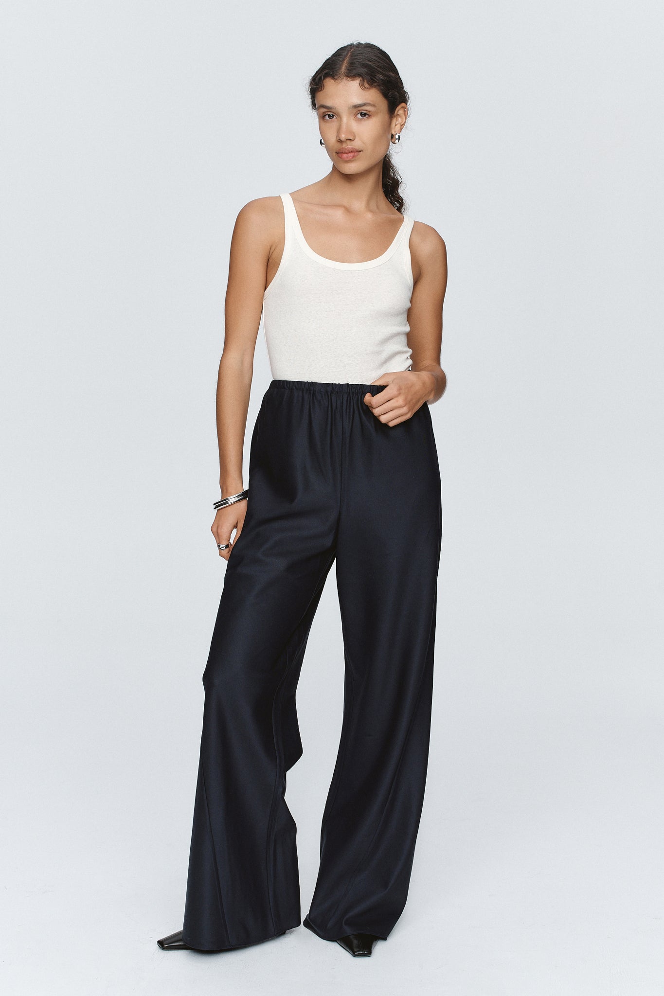 Alicia Pant - Navy