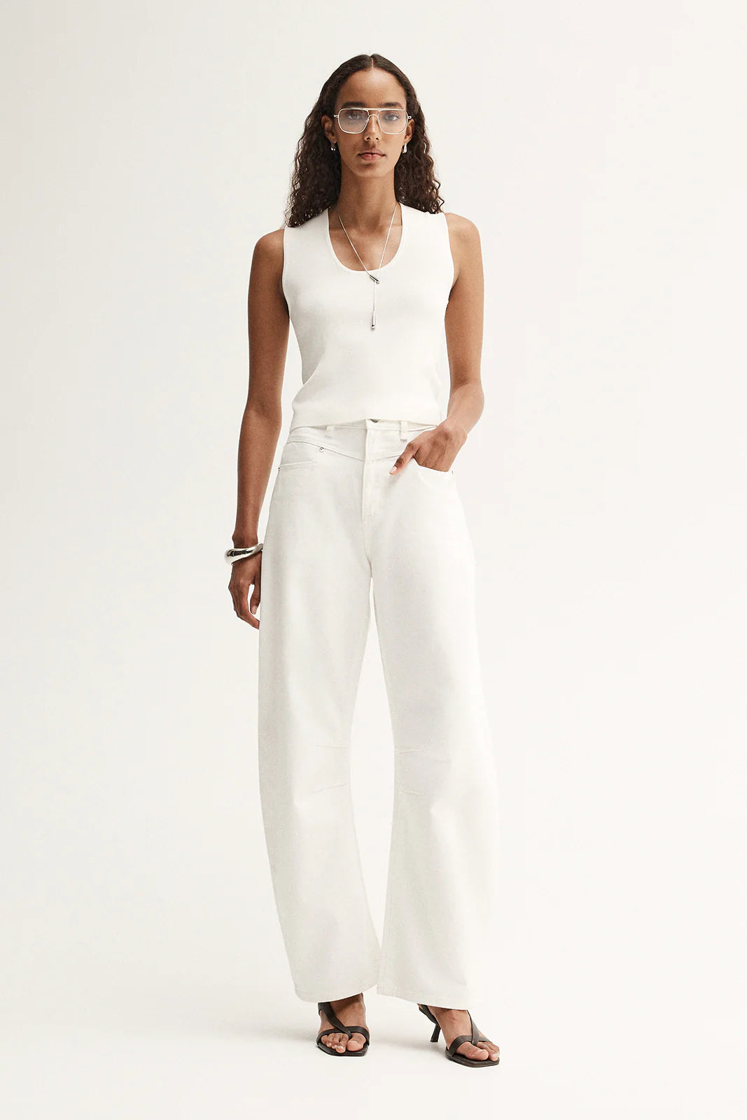 Chelsea Barrel Leg Jean - Ivory