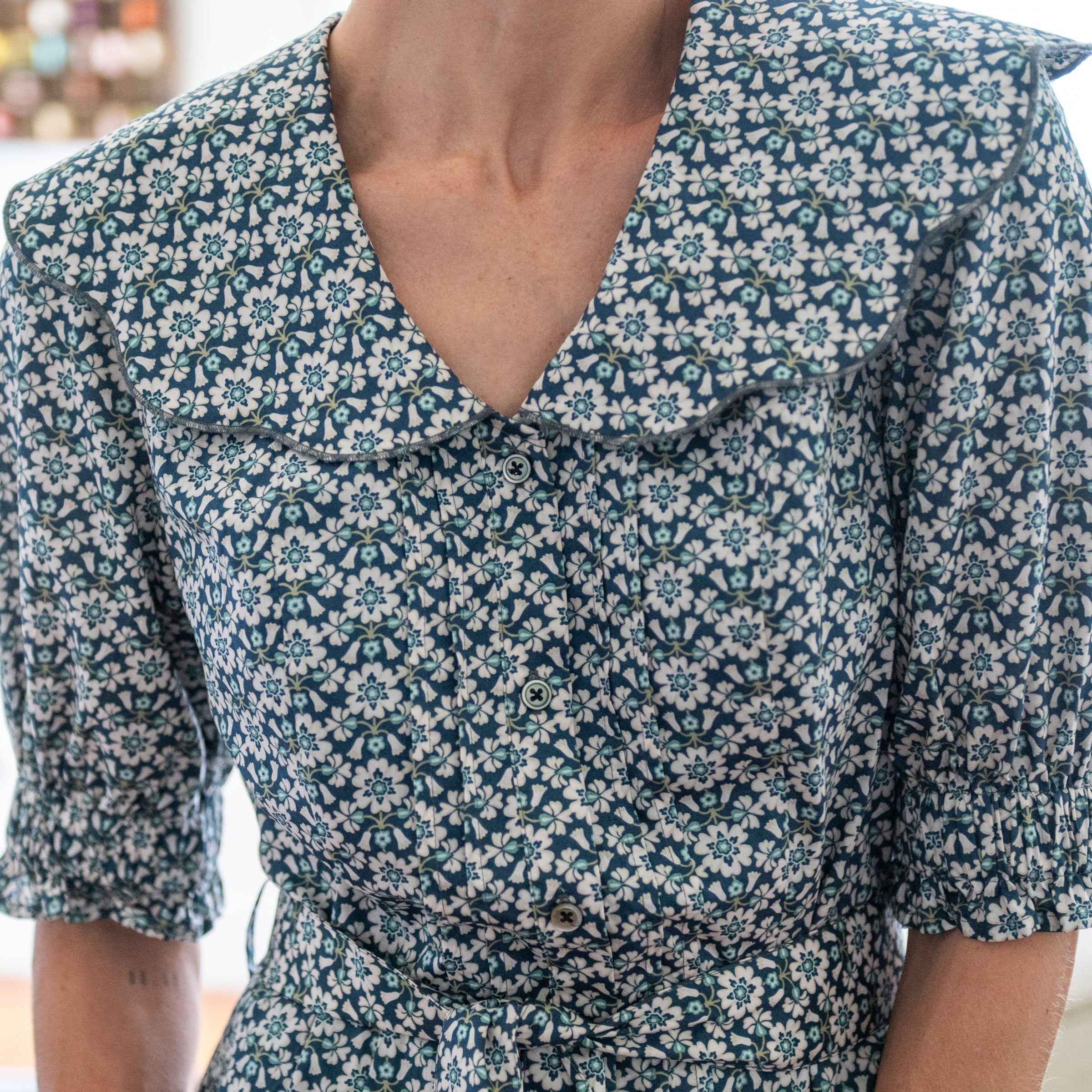 Scalloped Collared Dress 'Macsen'