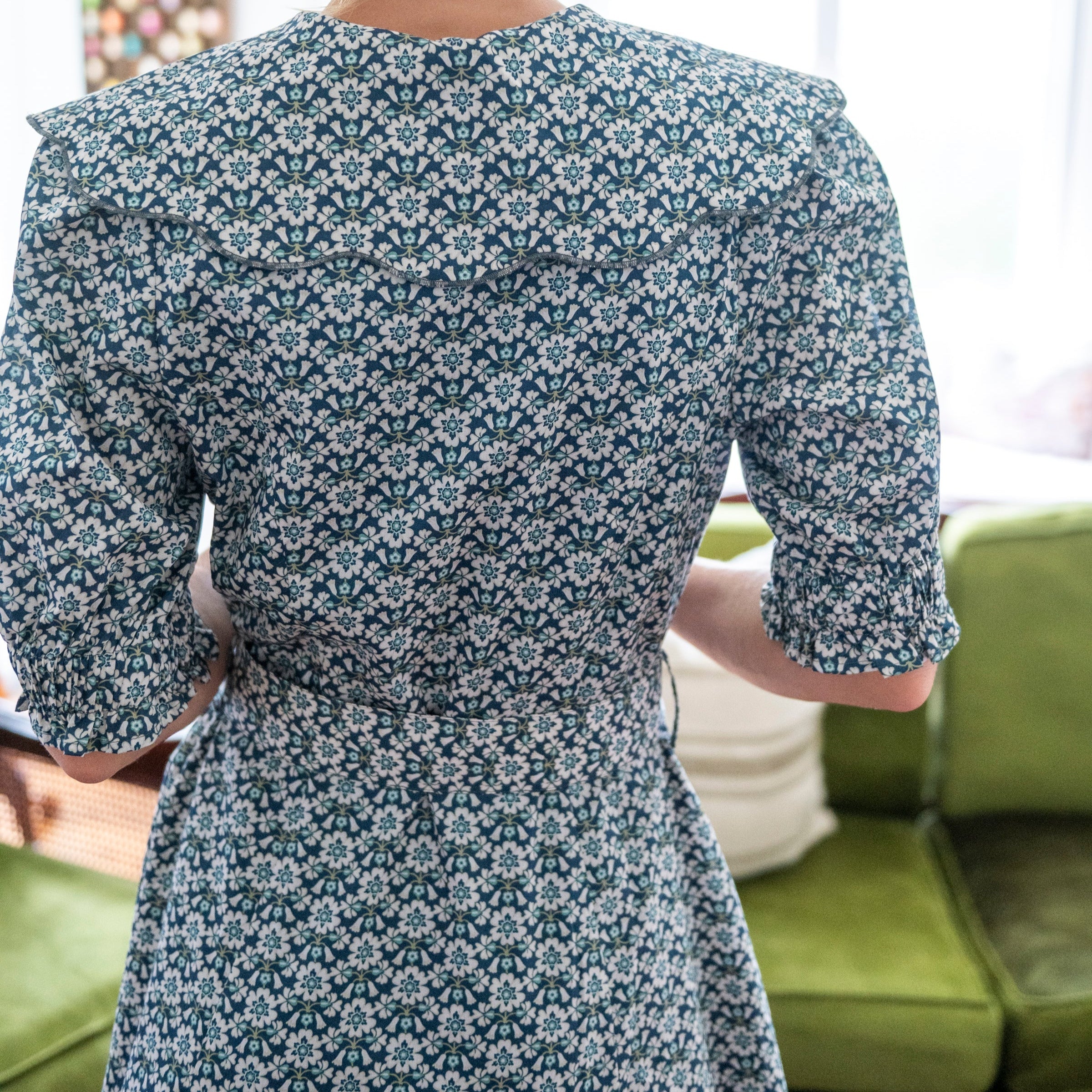 Scalloped Collared Dress 'Macsen'