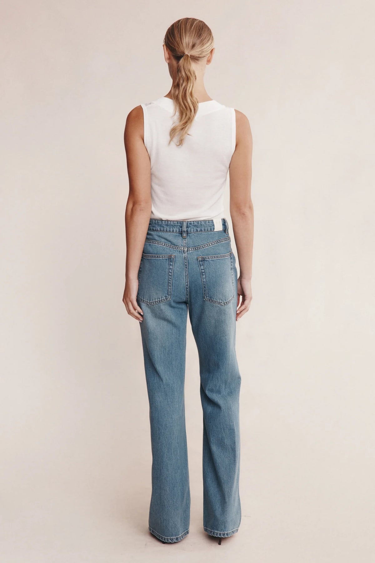 Classic Jean - Light Wash