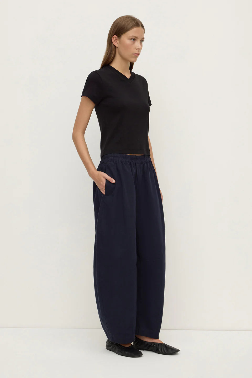 Lola Barrel Pant - Navy