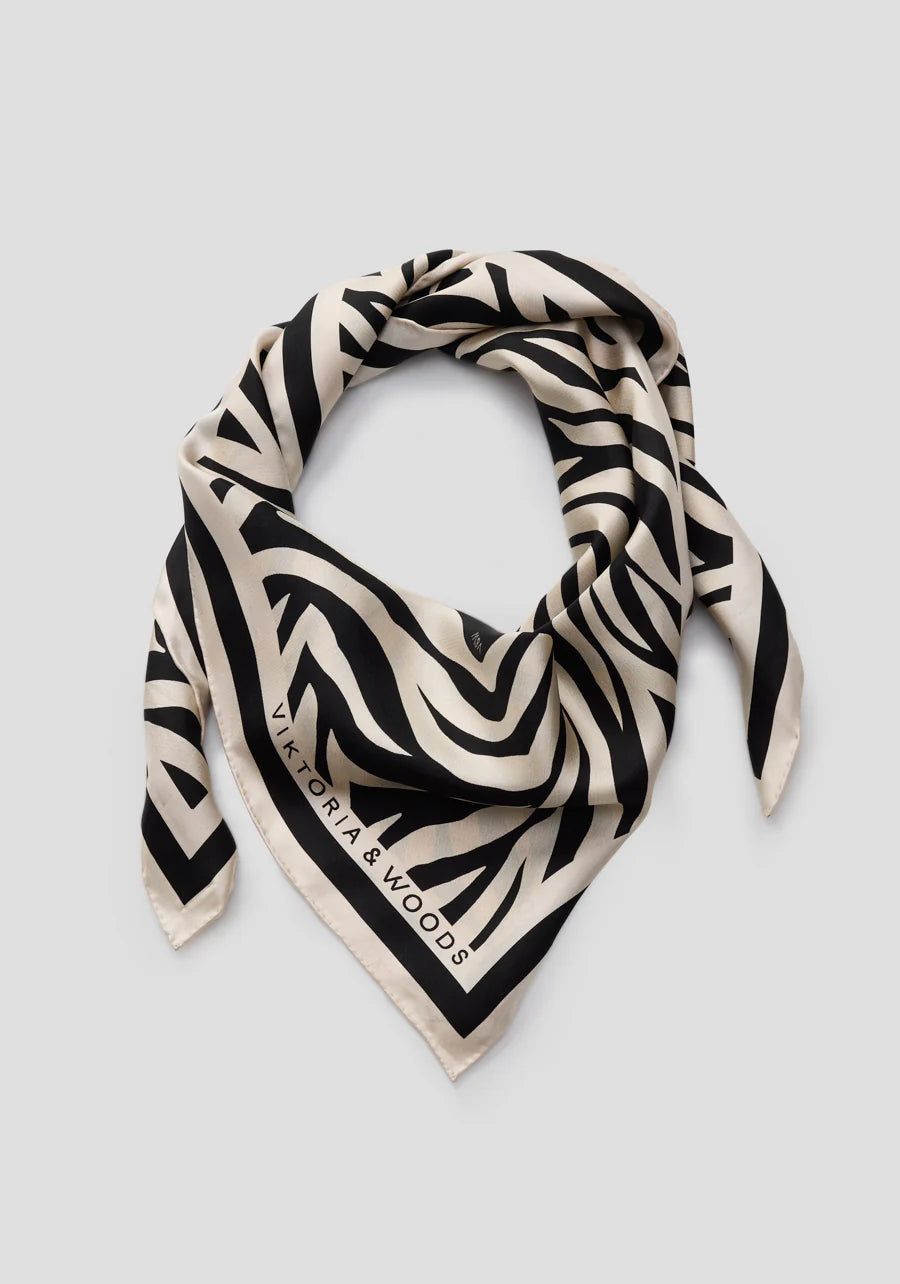 Ari Scarf