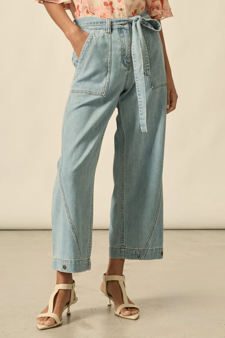 Embark Jean - Light Washed Denim