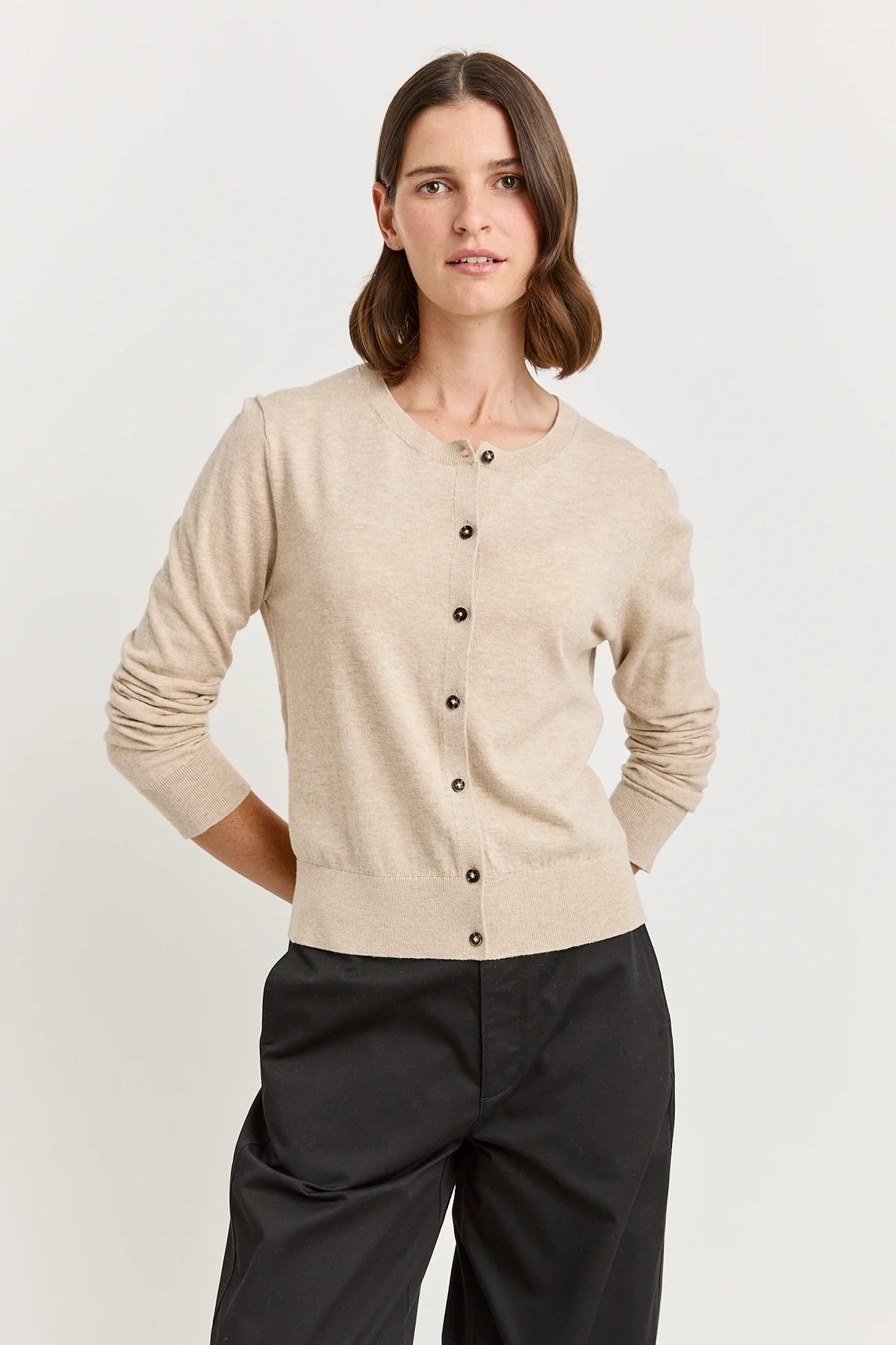 Fine Crew Cardigan - Jute